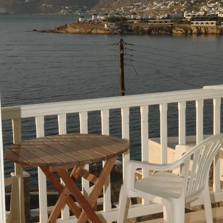 Petinaros Beach Studios Apartment