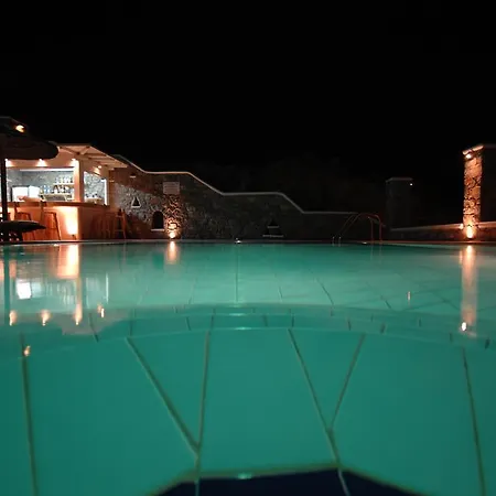 Petinaros Apartamento *